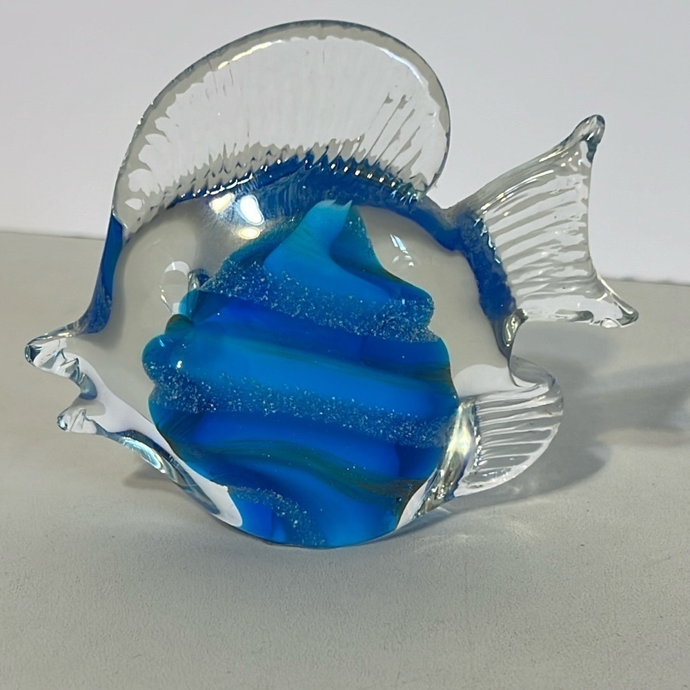 Dynasty Gallery Blue Glass Decorative Paper Weight Fish